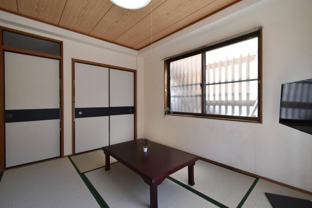 メゾン八千代102 Apartamento